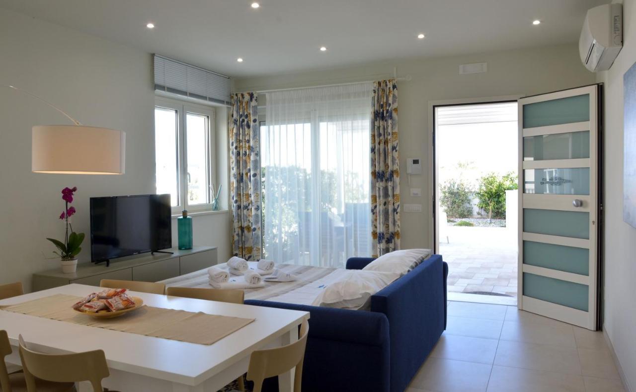 פולינאנו א מארה Vilu Suite Mare מראה חיצוני תמונה